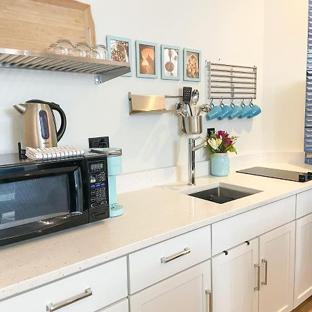 Wrigleyville Friends Unit - 5Bdrm Чикаго Екстериор снимка