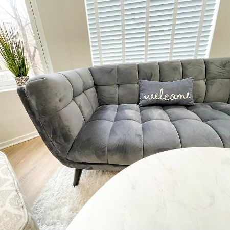 Wrigleyville Friends Unit - 5Bdrm Чикаго Екстериор снимка