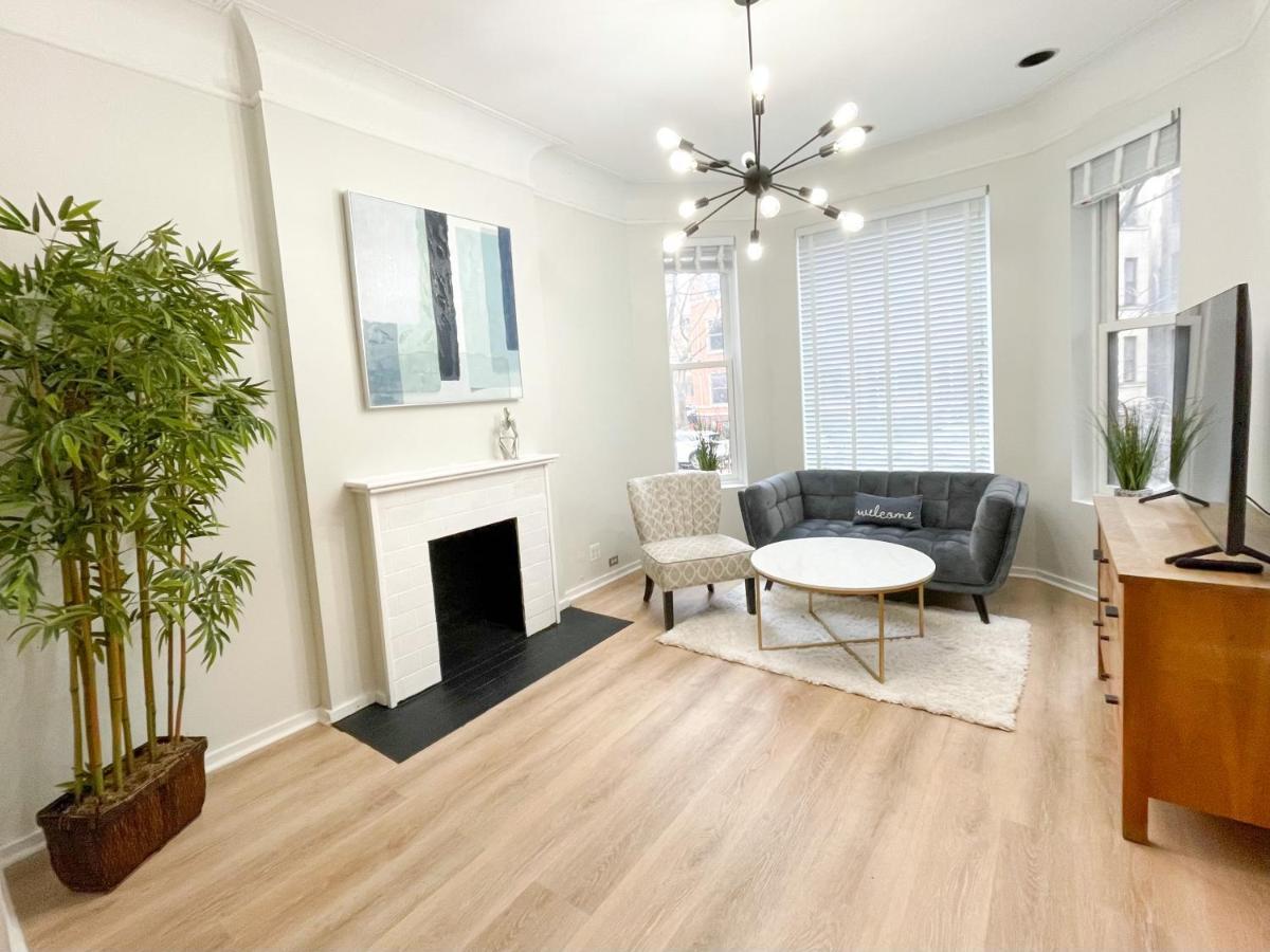 Wrigleyville Friends Unit - 5Bdrm Чикаго Екстериор снимка