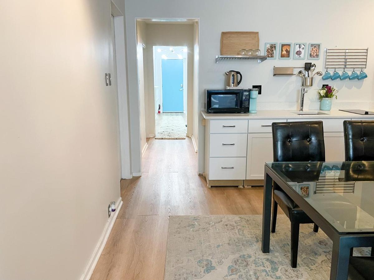 Wrigleyville Friends Unit - 5Bdrm Чикаго Екстериор снимка
