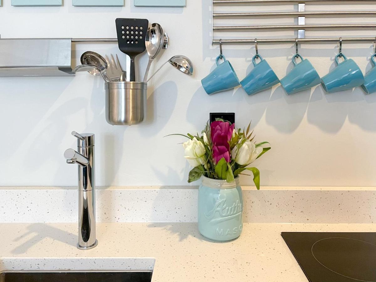 Wrigleyville Friends Unit - 5Bdrm Чикаго Екстериор снимка